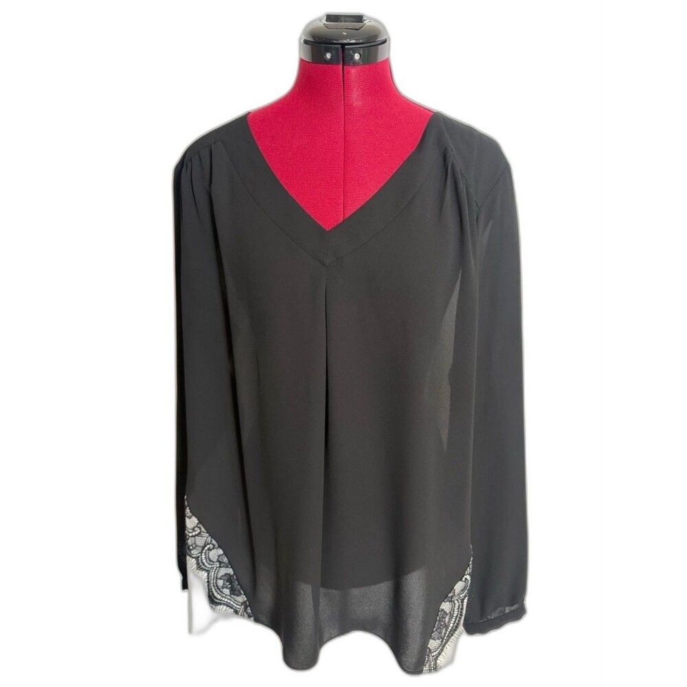 NYDJ V-Neck Long Sleeve Blouse Size XL Black & White Lace Hem Panels